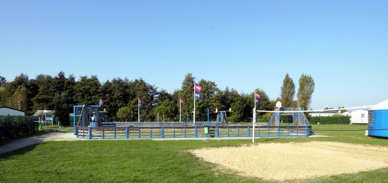 Camping Les Charmettes- Les Mathes Exterior photo